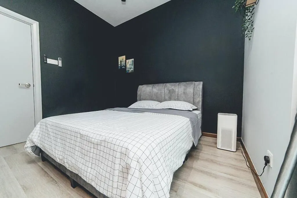 Wooden Sand Mosaicsouthkey 3Br W Bathtub Midvalley By Our Stay Johor Bahru